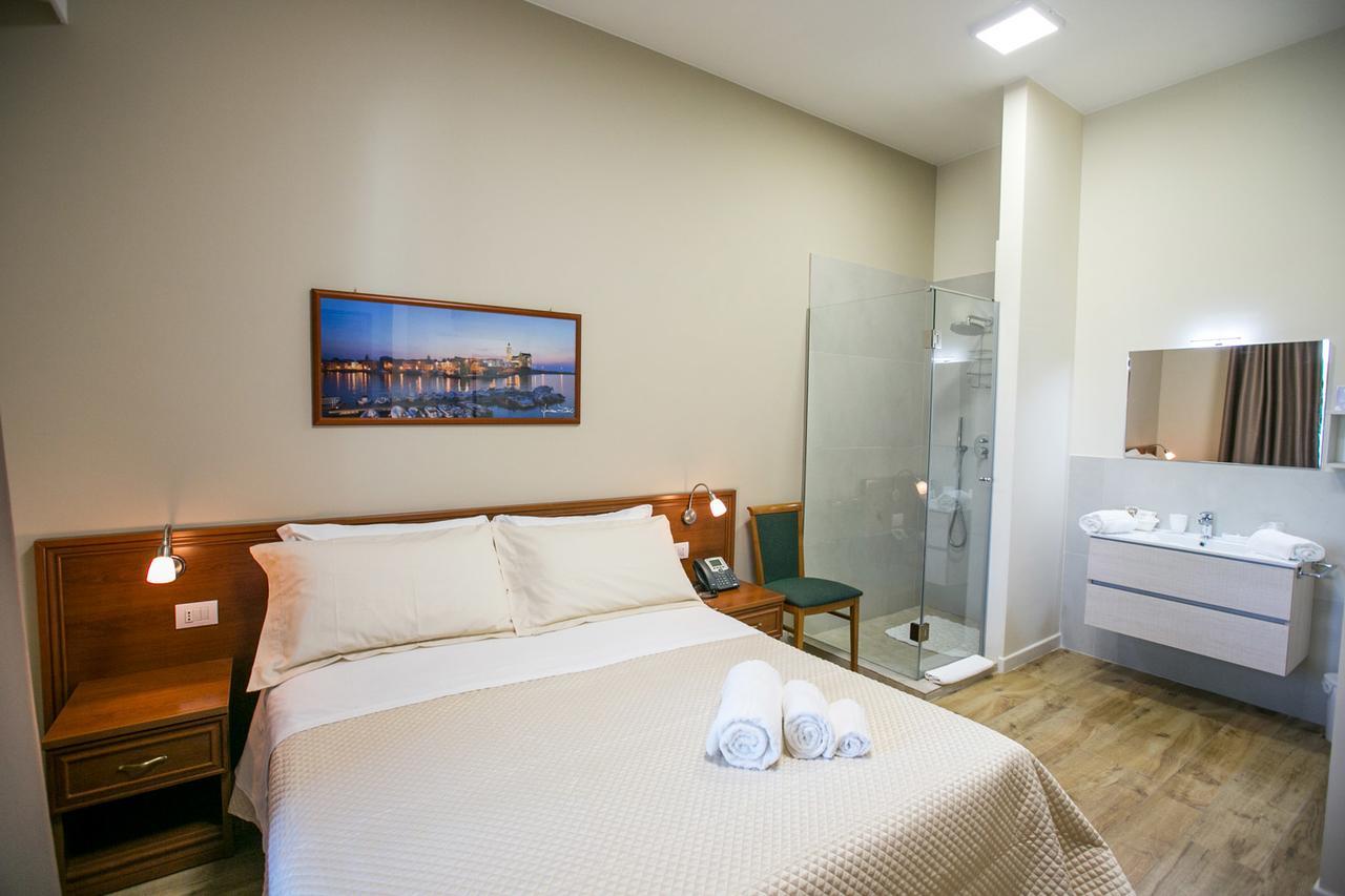 Residence Трани Екстериор снимка